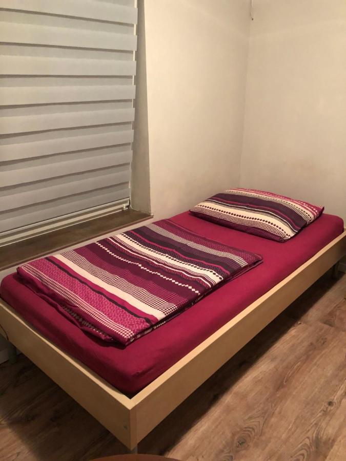 Tanie Pokoje Blisko Lotniska Poznań Kültér fotó